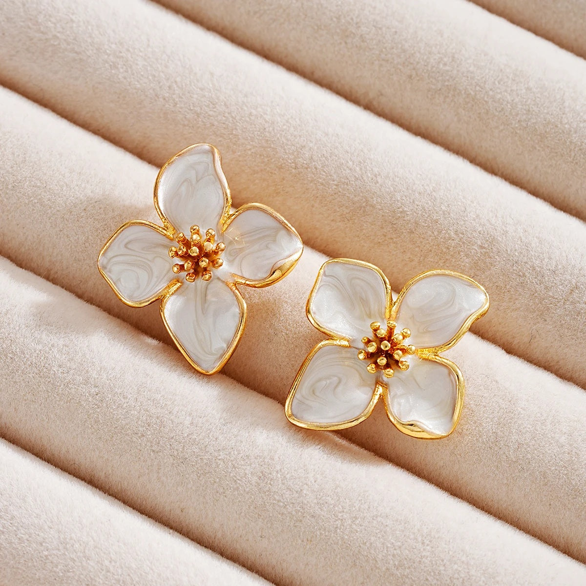 Elegant White Enamel Flower Earrings┃Delicate Piercing Jewelry for Women | Cute Party & Everyday Accessory